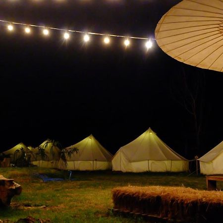 Camp Story Chiangmai Hotell Chiang Mai Exteriör bild