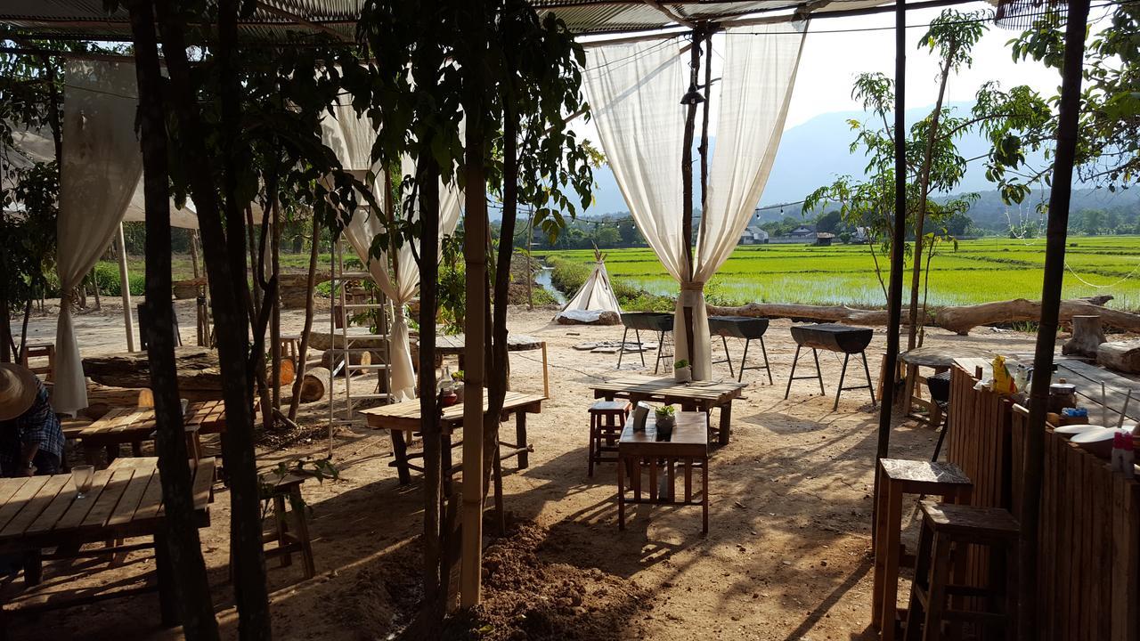Camp Story Chiangmai Hotell Chiang Mai Exteriör bild