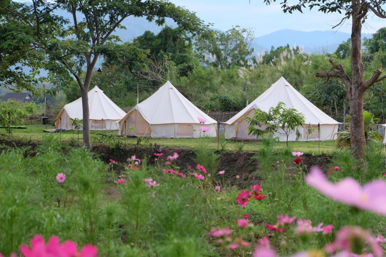 Camp Story Chiangmai Hotell Chiang Mai Exteriör bild